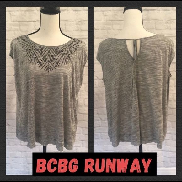 NWT, BCBG Sample Loose-Fit/Lightweight Boxy Tee w/Sequin Details - XS (Fits S) - Picture 1 of 10
